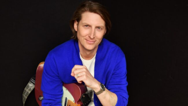 Eric Hutchinson